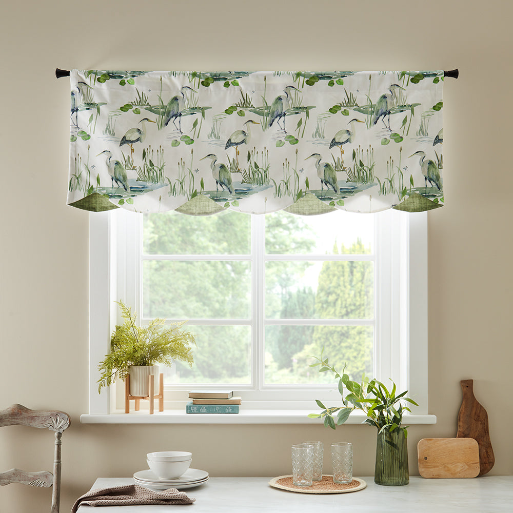 Linden Studio custom window treatment in a finished room