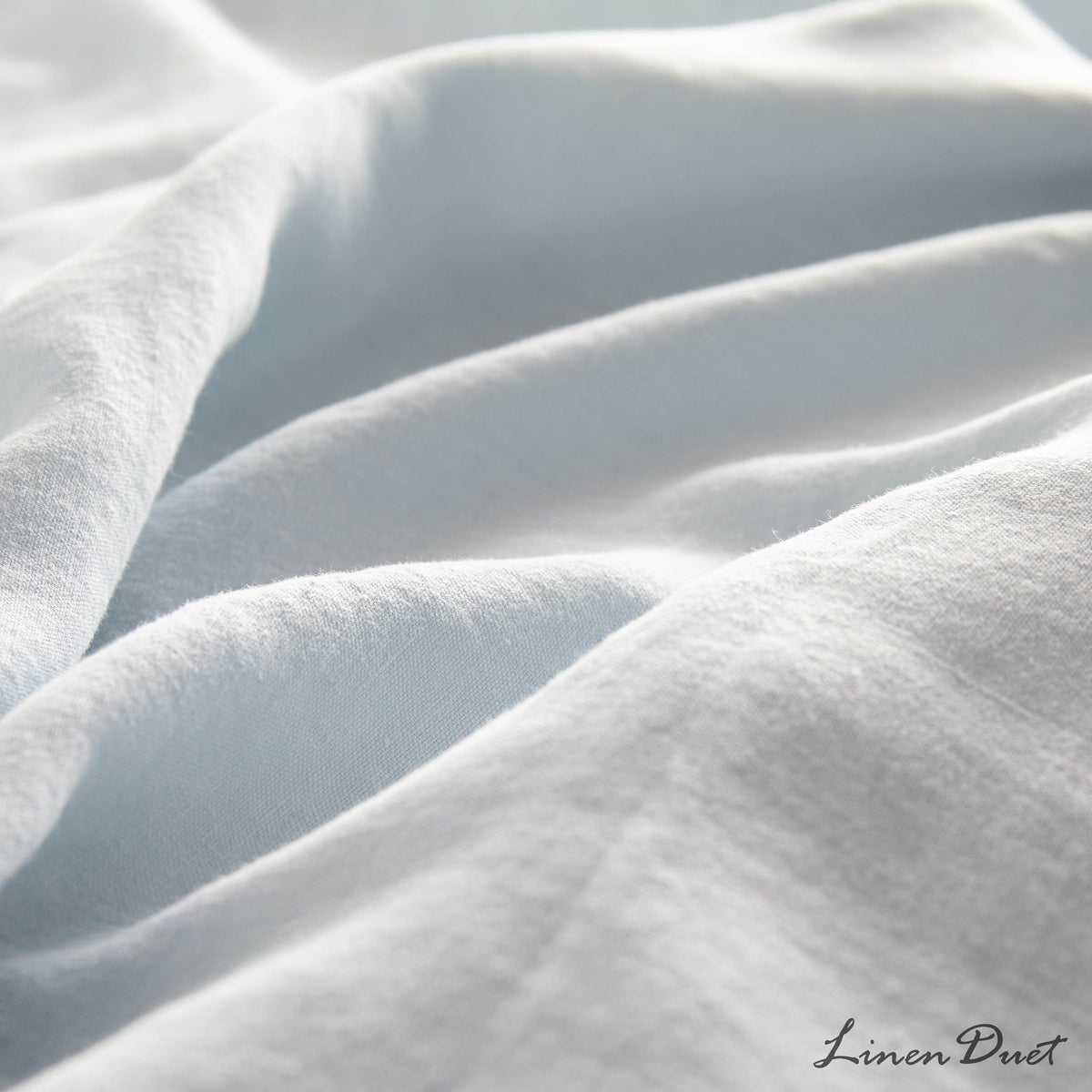 Linen Bedding Set with Flat Sheet, Fitted Sheet and Pillowcases in Multiple Colors