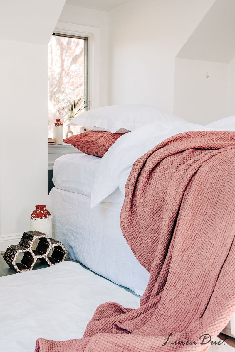 Linen Bed Coverlet with Flat Sides and Corner Ties - Linen Bedding Natural - White, Oatmeal, Mustard Bed Cover - Custom, Queen, King - Gift