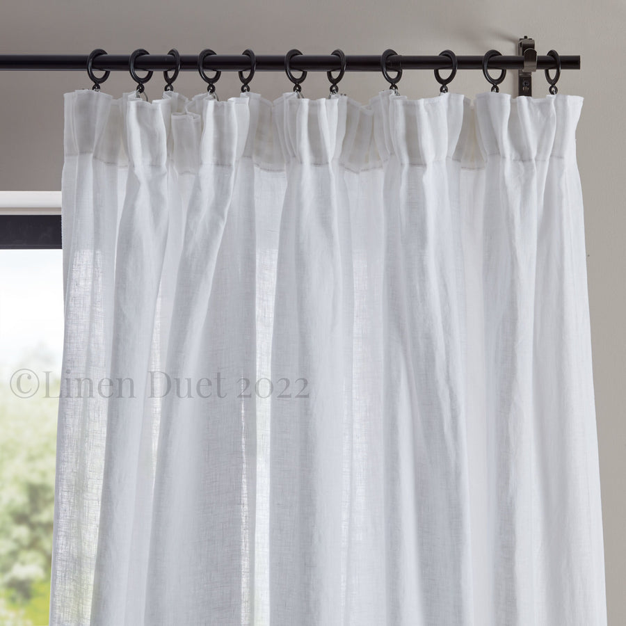 Pencil pleat curtain heading by Linden Studio